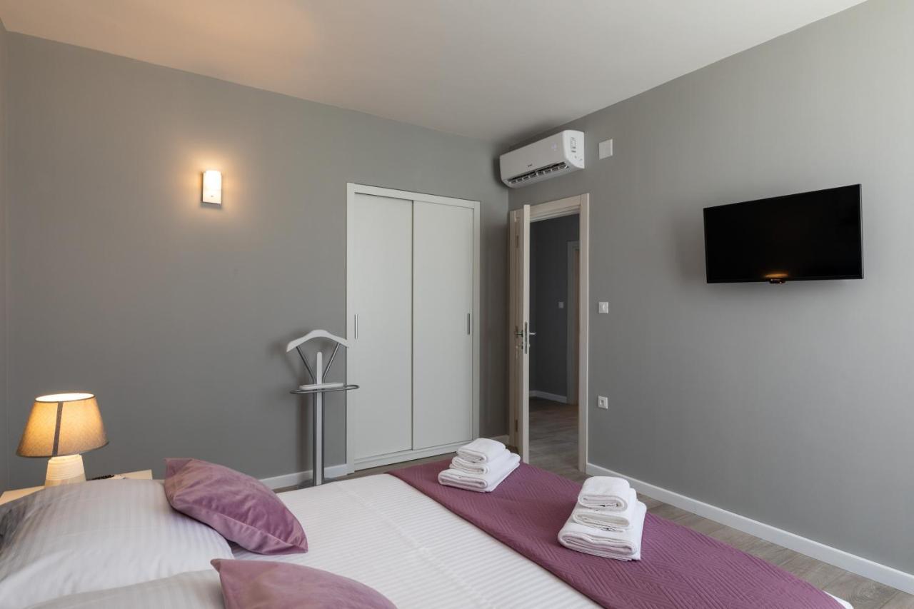 Zoomzoom Apartament *